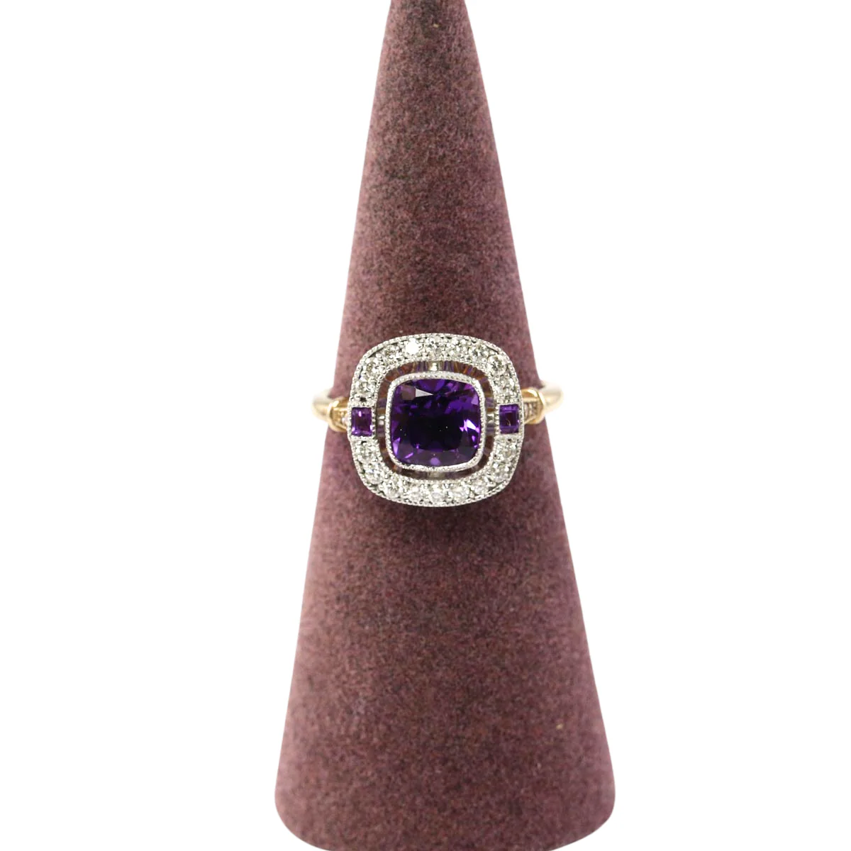 Gold Ring With Cushion Cut Amethyst and Pave Diamonds - Image 4