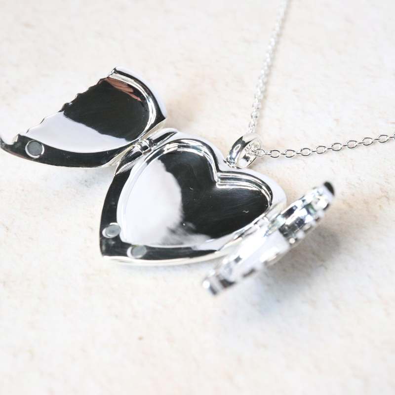 Silver Angel Wings Locket - Image 4