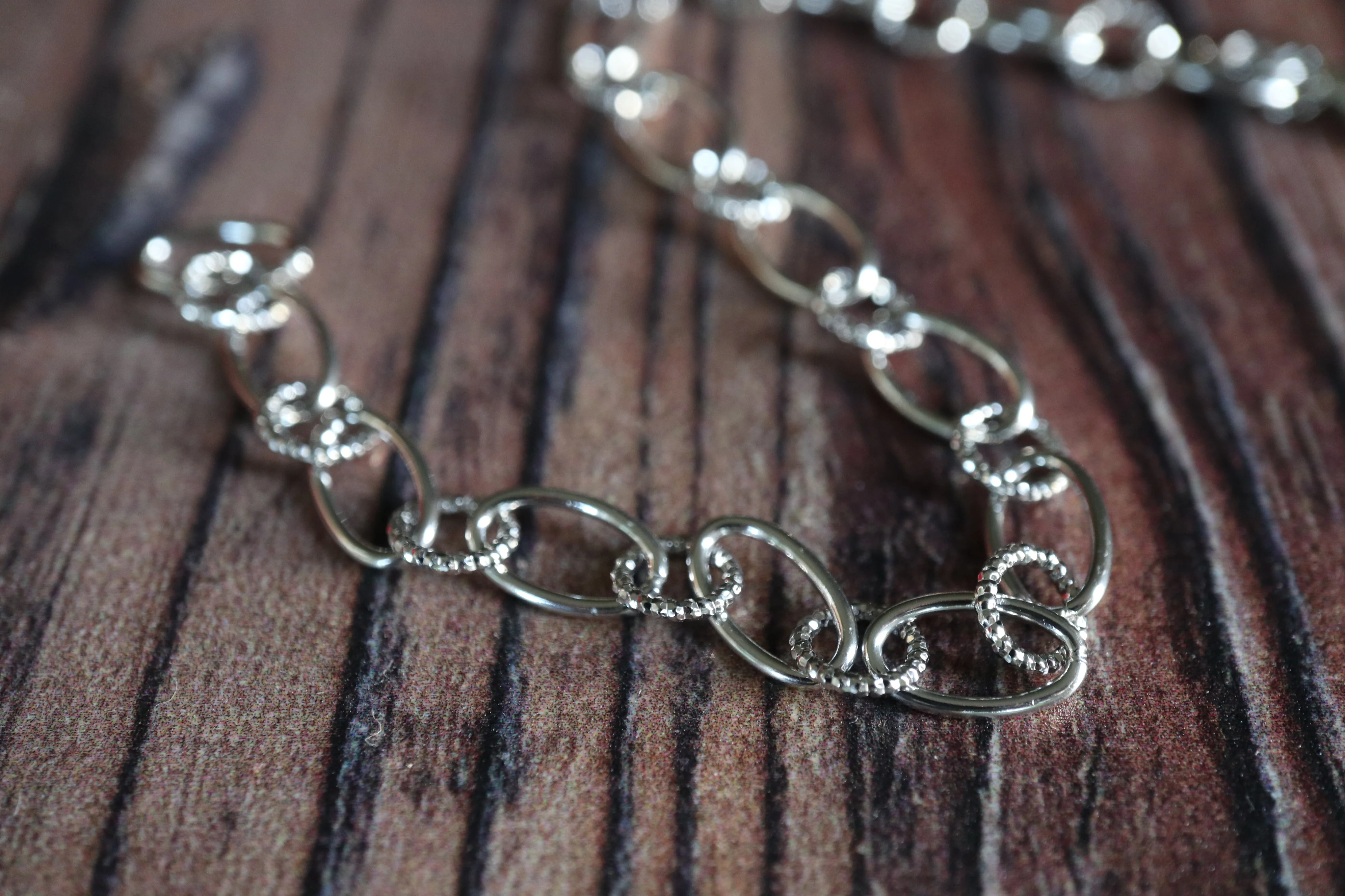 Silver Bracelet Alternative Oval and Round Links - Image 3
